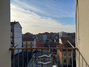 Bilocale piano alto Nichelino Via Palermo