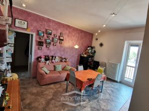 TRILOCALE RISTRUTTURATO ZONA BORGO FILADELFIA