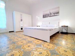 BILOCALE RISTRUTTURATO E ARREDATO A NUOVO !