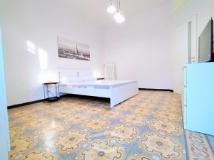 BILOCALE RISTRUTTURATO E ARREDATO A NUOVO !