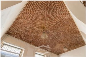 AFFITTASI NEGOZIO STORICO SAN SALVARIO CON VOLTE A VISTA