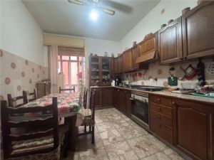 AMPIO QUADRILOCALE NEL CUORE DELLA TORRETTA VECCHIA – ASTI