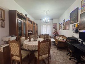 AMPIO QUADRILOCALE NEL CUORE DELLA TORRETTA VECCHIA – ASTI