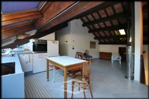 DIMORA STORICA RISTRUTTURATA CON PARCO E TERRAZZO