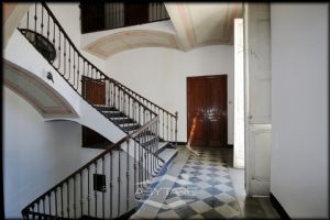 DIMORA STORICA RISTRUTTURATA CON PARCO E TERRAZZO