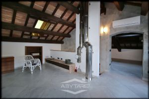 DIMORA STORICA RISTRUTTURATA CON PARCO E TERRAZZO