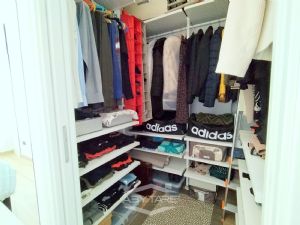 APPARTAMENTO RISTRUTTURATO CON DOPPI SERVIZI !