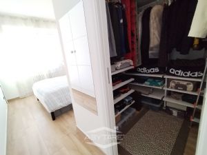 APPARTAMENTO RISTRUTTURATO CON DOPPI SERVIZI !