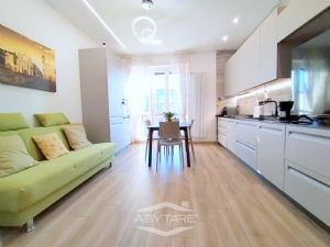 APPARTAMENTO RISTRUTTURATO CON DOPPI SERVIZI !