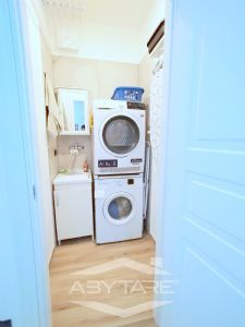 APPARTAMENTO RISTRUTTURATO CON DOPPI SERVIZI !