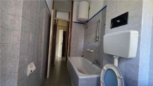 Luminoso trilocale personalizzabile in posizione strategica