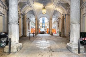 Piazza Carlina - Alloggio di ampia metratura libero subito!