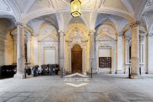 Piazza Carlina - Alloggio di ampia metratura libero subito!