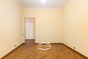 Piazza Carlina - Alloggio di ampia metratura libero subito!