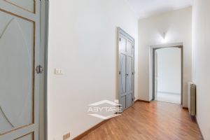 Piazza Carlina - Alloggio di ampia metratura libero subito!