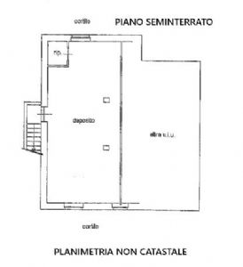 Appartamento in bifamiliare, con cortile privato