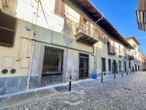 Negozio vendita Moncalieri Via Santa Croce 15