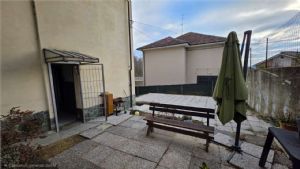 villa bifamiliare in zona ospedale