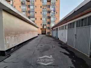 Box auto vendita Via Fenestrelle Nichelino