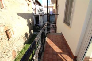 VILLA INDIPENDENTE CON AMPIO GIARDINO NEL CENTRO DI BEINASCO