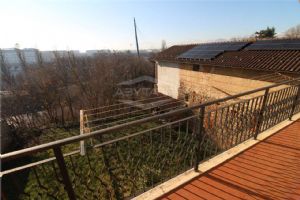 VILLA INDIPENDENTE CON AMPIO GIARDINO NEL CENTRO DI BEINASCO