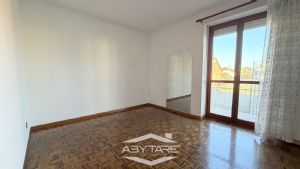 Appartamento quadrilocale con terrazzo in piccolo contesto