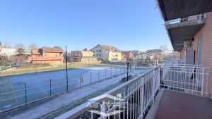 Appartamento quadrilocale con terrazzo in piccolo contesto