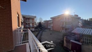 Appartamento quadrilocale con terrazzo in piccolo contesto