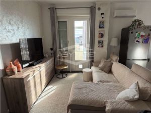 TRILOCALE PANORAMICO RISTRUTTURATO BEINASCO CENTRO