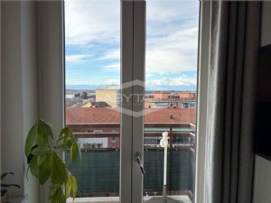 TRILOCALE PANORAMICO RISTRUTTURATO BEINASCO CENTRO