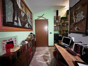 Vendesi bilivello con terrazzo in palazzina recente