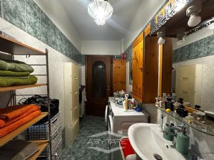 Vendesi bilivello con terrazzo in palazzina recente