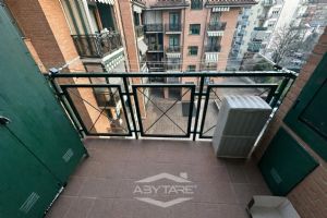 Vendesi bilivello con terrazzo in palazzina recente