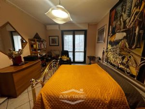 Vendesi bilivello con terrazzo in palazzina recente