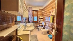 COSTIGLIOLE D'ASTI -VILLA BIFAMILIARE CON GIARDINO PRIVATO