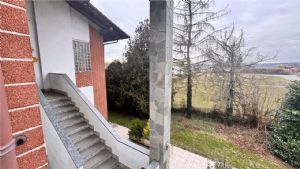 COSTIGLIOLE D'ASTI -VILLA BIFAMILIARE CON GIARDINO PRIVATO