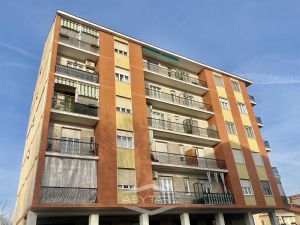 Trilocale - vendita - Via Polveriera 22 - 85mq