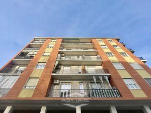 Trilocale - vendita - Via Polveriera 22 - 85mq