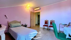 La tua casa Abytare..
Alcune immagini di questo an...