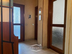 AMPIO TRILOCALE IN COMPLESSO SIGNORILE