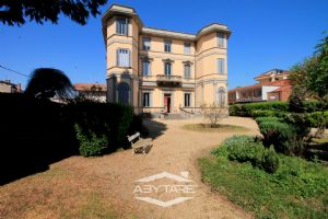 Appartamento ristrutturato in villa d'epoca