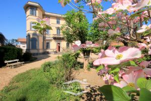 Appartamento ristrutturato in villa d'epoca