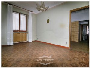 VINOVO CENTRO: CASA INDIPENDENTE CON CORTE PRIVATA