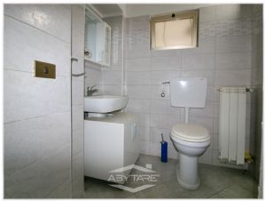 VINOVO CENTRO: CASA INDIPENDENTE CON CORTE PRIVATA