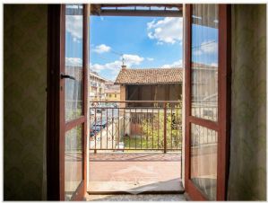 VINOVO CENTRO: CASA INDIPENDENTE CON CORTE PRIVATA