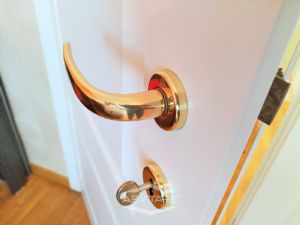 COSTRUZIONE 2007 - TRILOCALE CON DOPPIA ESPOSIZIONE