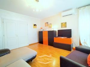 COSTRUZIONE 2007 - TRILOCALE CON DOPPIA ESPOSIZIONE