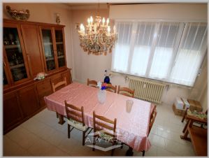 QUADRILOCALE VENDESI CON BOX VIA ROVEDA 13 TORINO