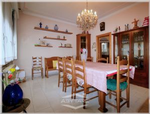 QUADRILOCALE VENDESI CON BOX VIA ROVEDA 13 TORINO