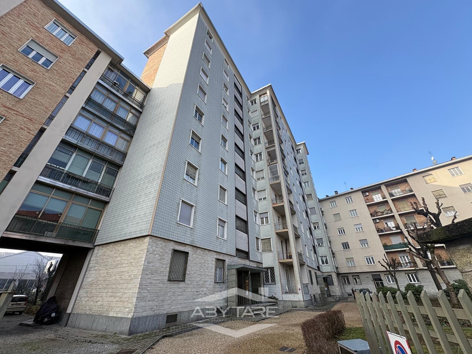 AMPIO BILOCALE ZONA LINGOTTO